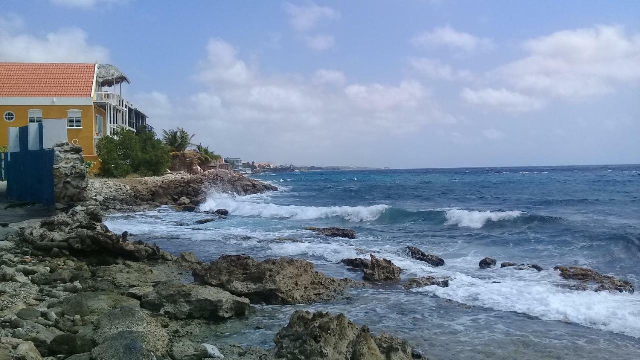 B&B Sombre di Kabana Willemstad Bagian luar foto